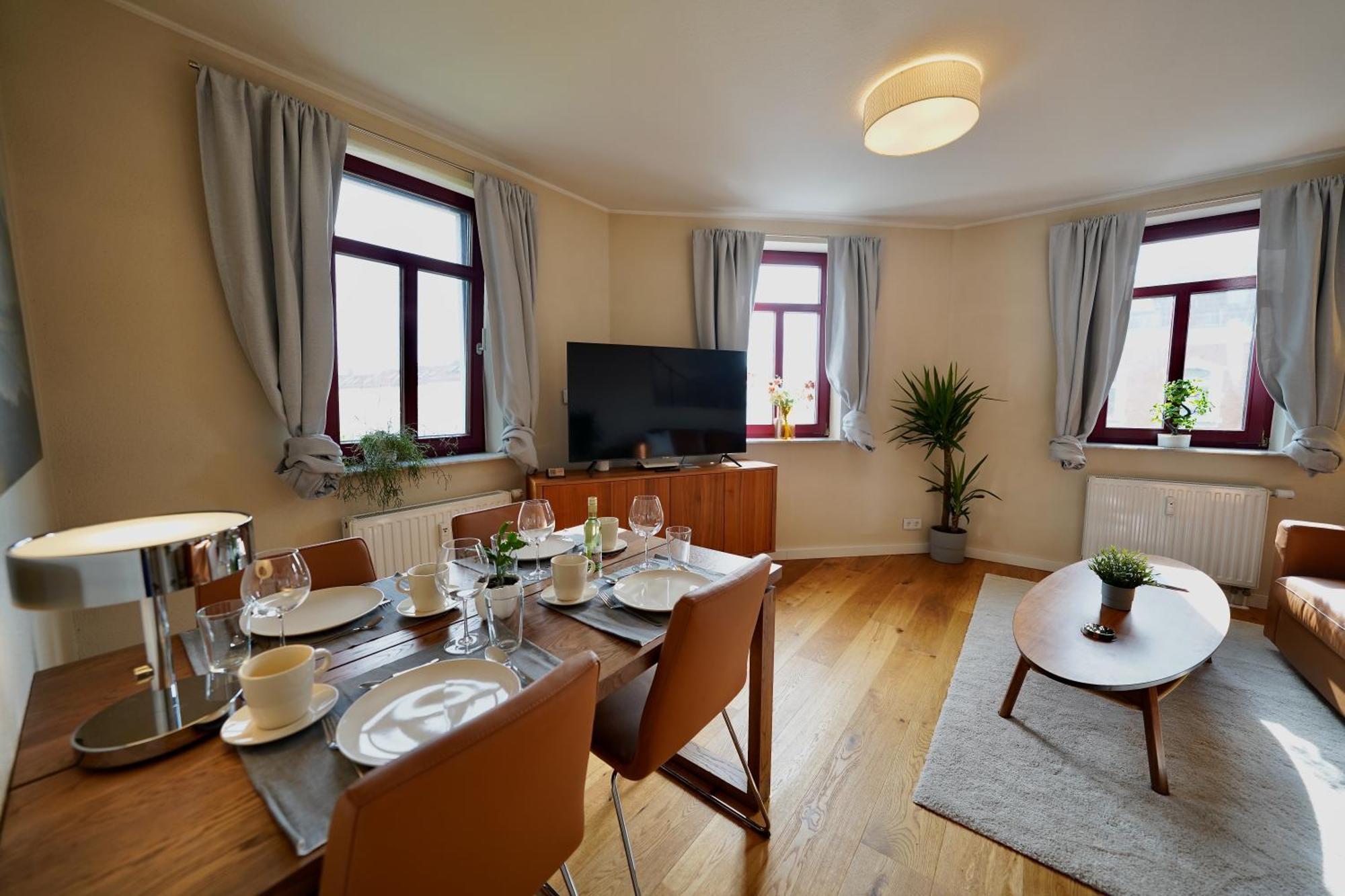 Edler Wohnraum Noble Stadtoase Mit Boxspringbett, Kaffeevollautomat & Parkplatz Zwickau Eksteriør bilde